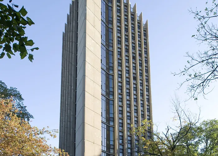 Zum Mtl Auberge D'Ete - Universite De Montreal